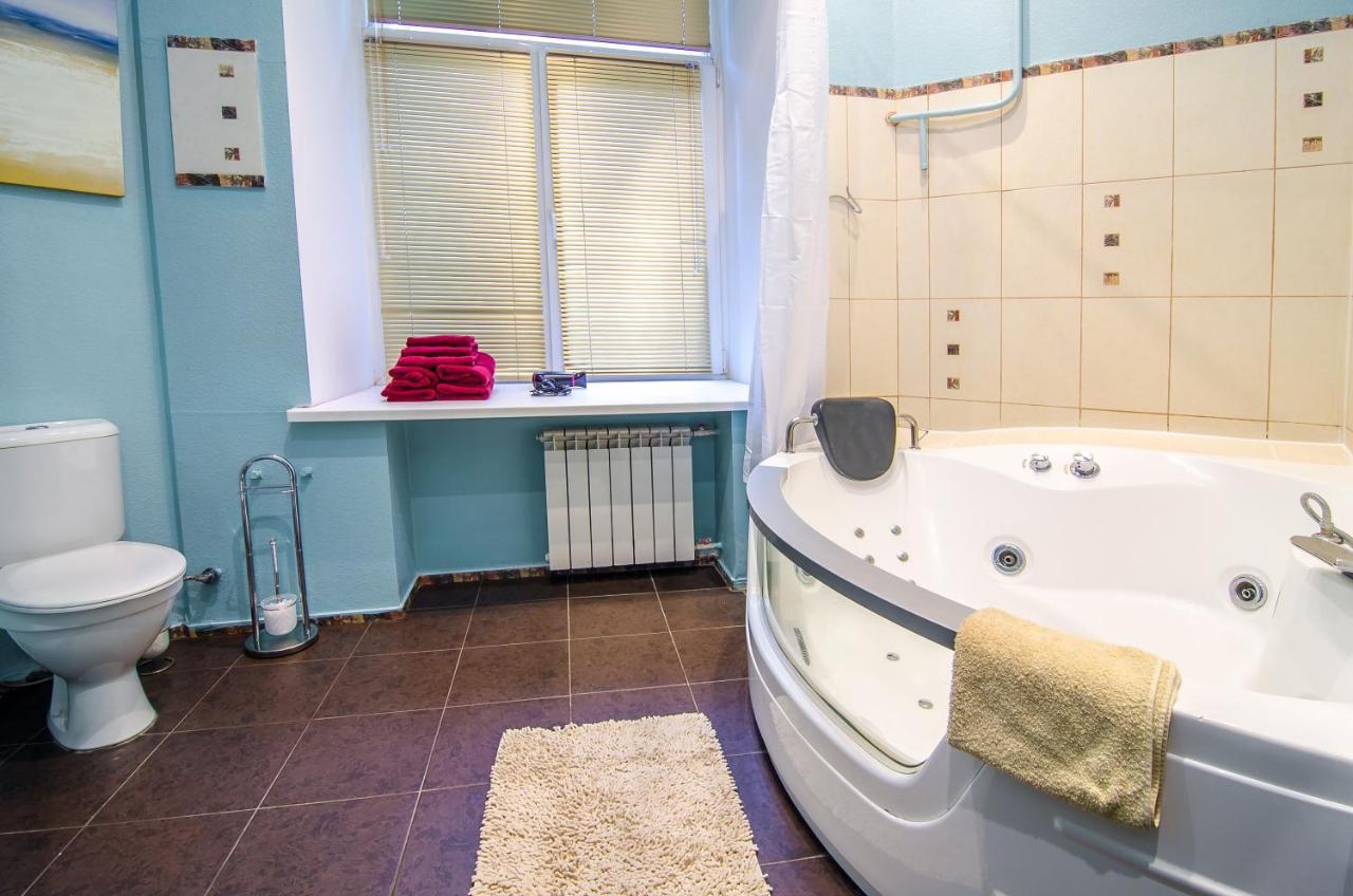 Apartment At Malaya Zhytomyrska 5 كييف المظهر الخارجي الصورة